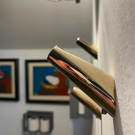 Апартаменти Art *